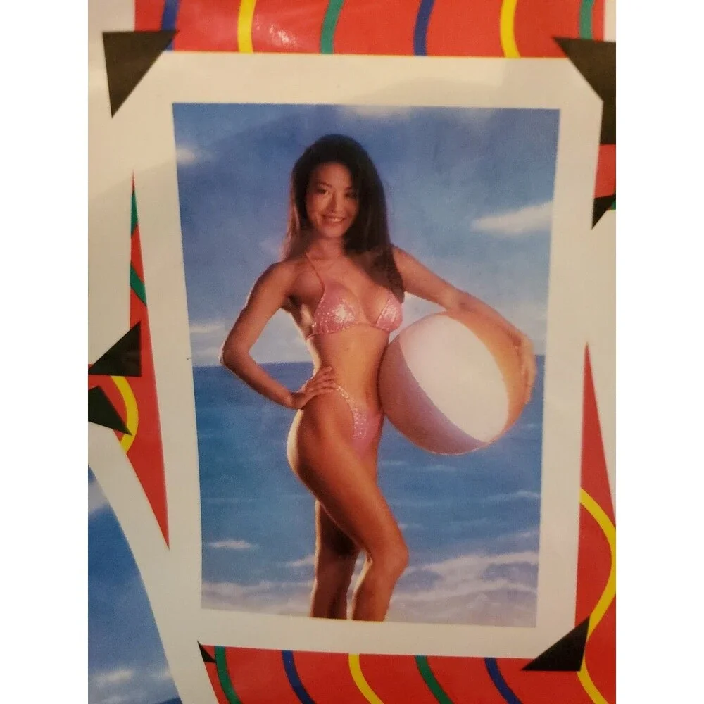 Vtg Gift Bag Swimsuit Model 90s Retro Beach Bikini Babe Pinup Girl Carlton Cards